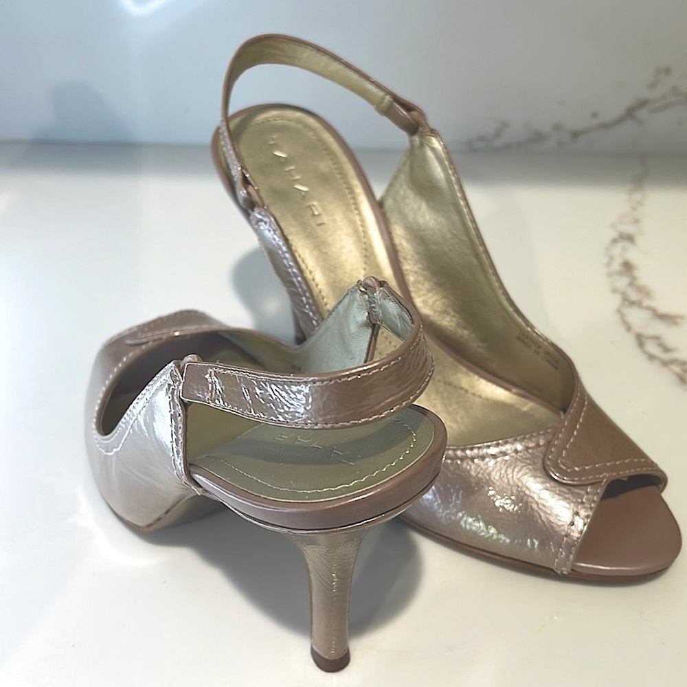 Tahari heels